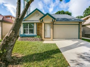 9350 Valley Hedge, San Antonio, TX 78250