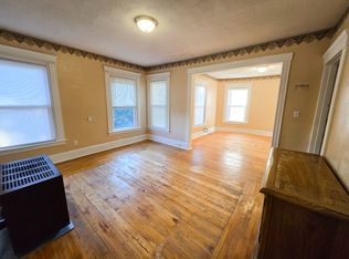 588 Pleasant St #2, Worcester, MA 01602