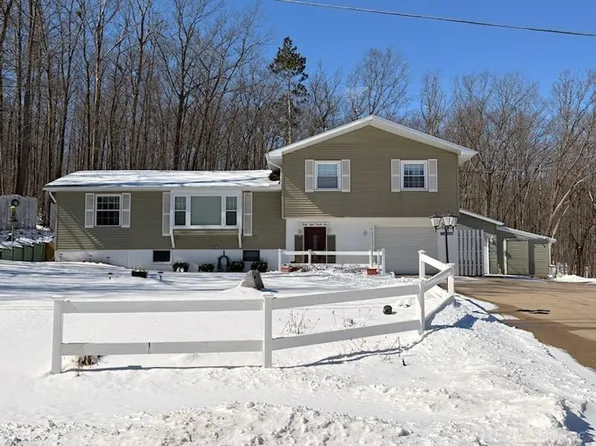 3825 Lapham Dr, Harrison, MI 48625