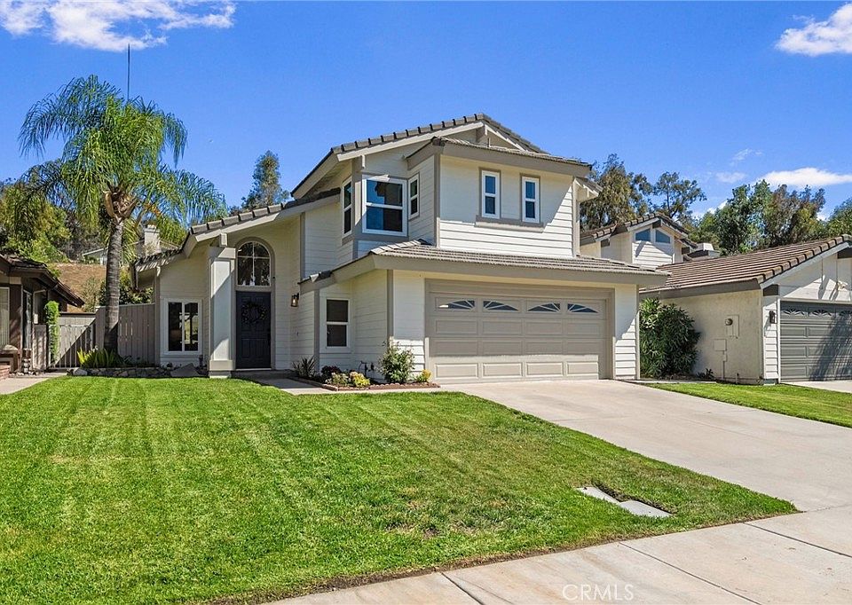1st image of 41442 Avenida De La Reina