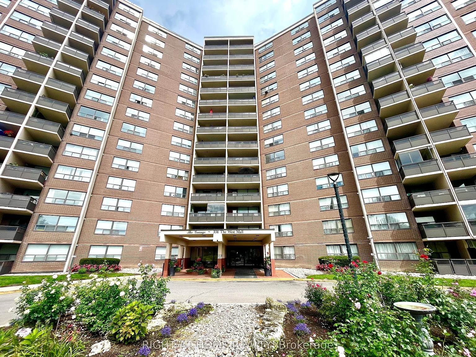 1 bed, $3,000 — Photo 1