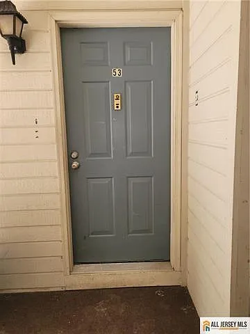 2 bed, 2.0 bath, 1138 sqft, $2,600 — Photo 2