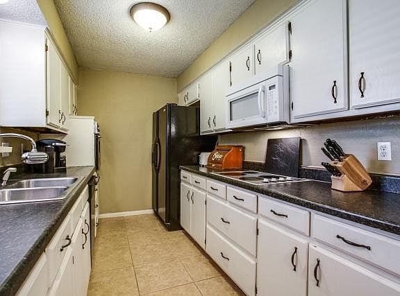 3rd image of 309 Gemini Dr