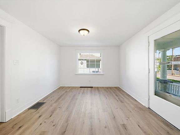 4th image of 311 North Ave