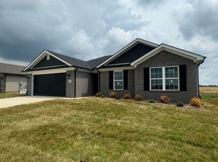 208 Brook Cv, Berea, KY 40403