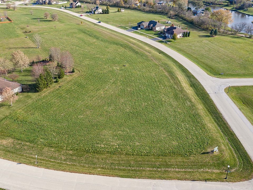 1st image of 965 Fox Trail Ln
