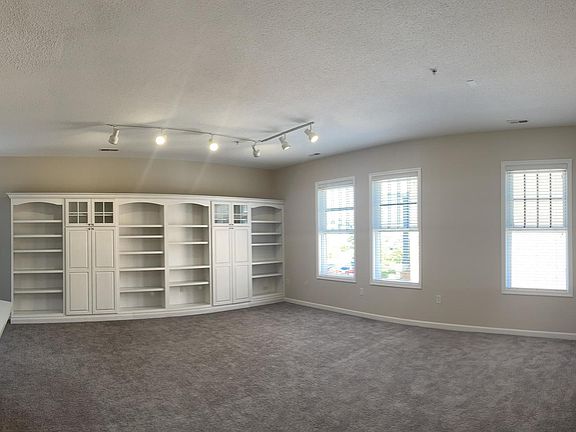 3rd image of 17314 N Village Main Blvd Unit 58