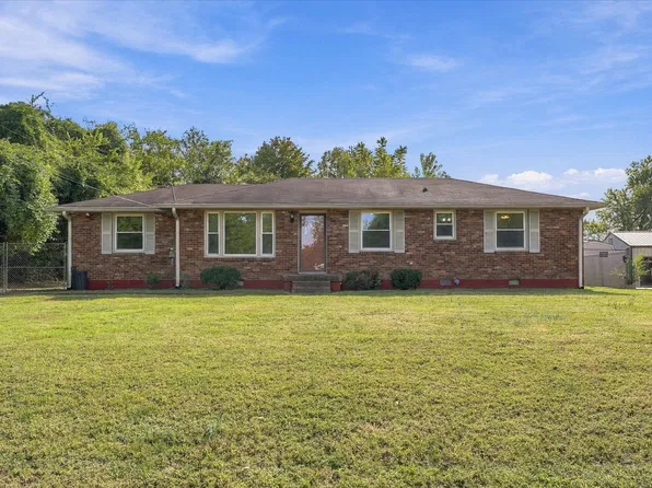 122 Maureen Dr, Hendersonville, TN 37075