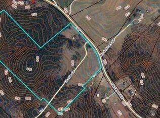 906 Charles Dr, Westminster, SC 29693