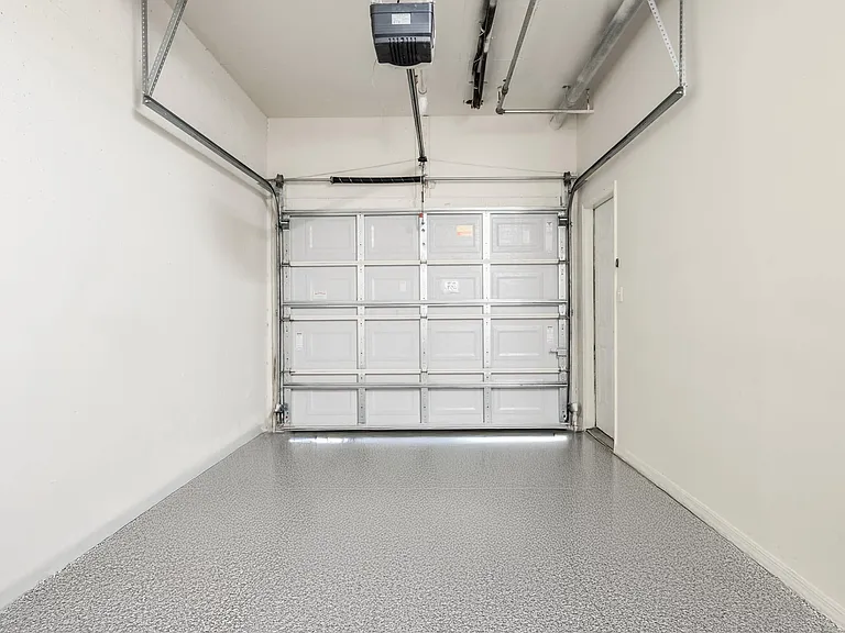 Private garage space