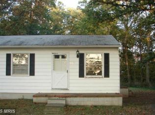 5719 Artemus Rd, Gainesville, VA 20155