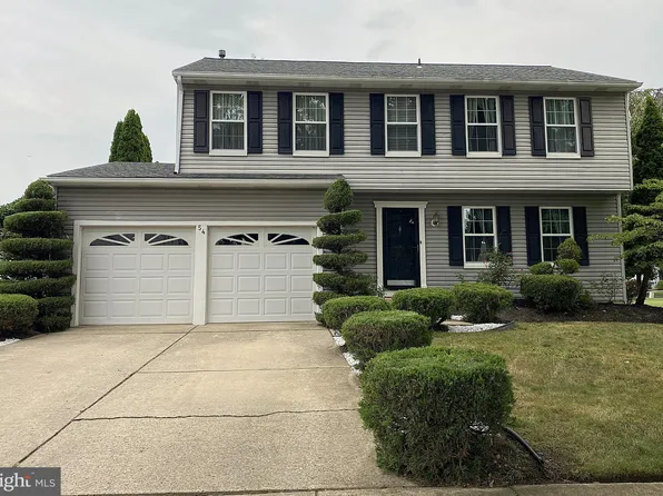 54 Tenby Ln, Marlton, NJ 08053