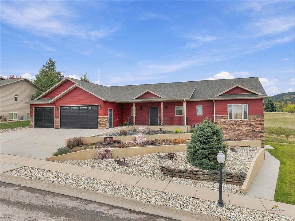 1st image of 1817 Country Oaks Ln