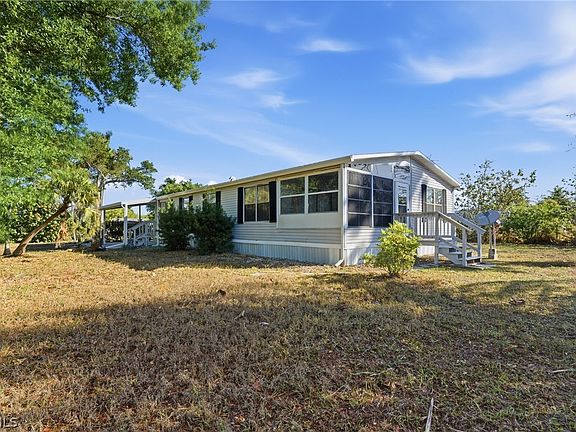 3rd image of 11250 Stringfellow Rd