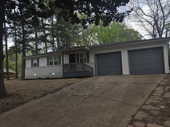 2270 Celeste Dr, Memphis, TN 38127