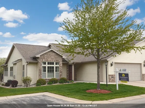 1383 Moonlight Ln, Fond Du Lac, WI 54935