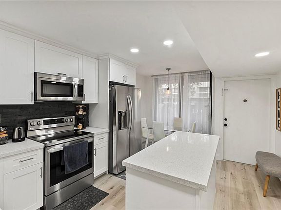 3rd image of 2930 SW 87th Terrace #1805