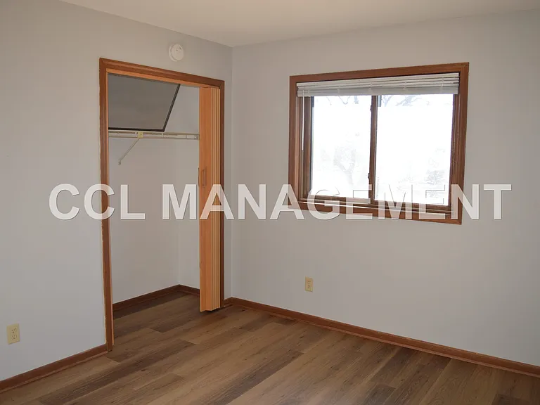 1237 Sunfield St #3 — Photo 7