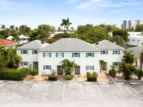 1216 Surf Rd Photo 1