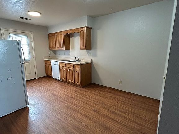 5th image of 1301 S Jonesboro Ave APT 203