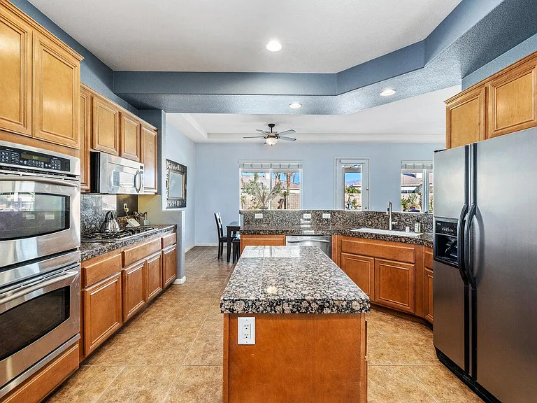 79704 Castille Dr — Photo 22