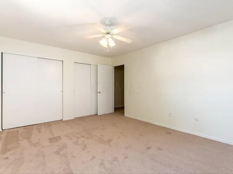 3245 Summerdale Ln — Photo 11