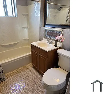 1232 Russia Ave — Photo 2
