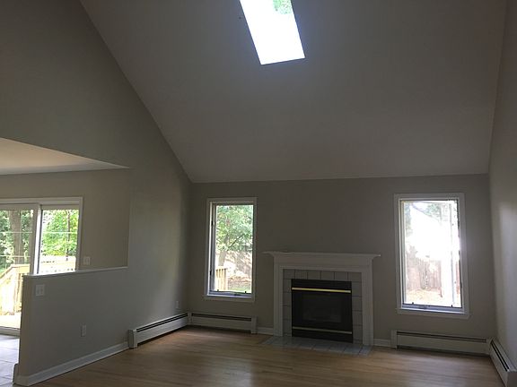 Great room with fireplace 