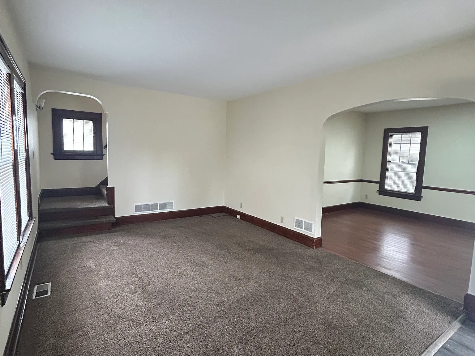 2 bed, 1128 sqft, $1,295 — Photo 3
