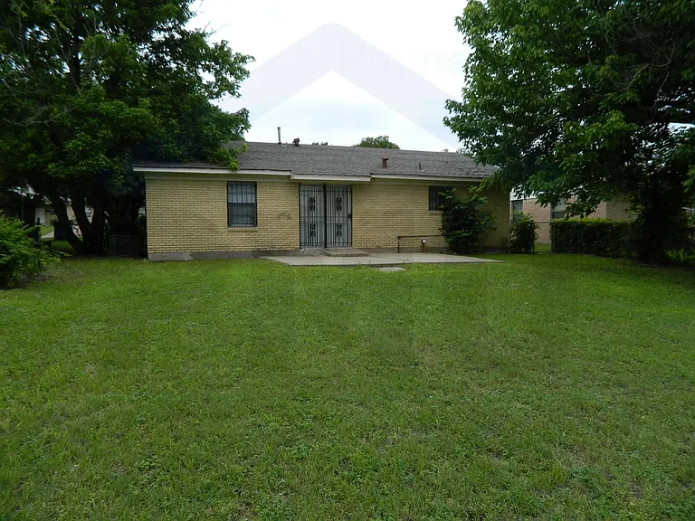7826 Overridge Dr — Photo 9