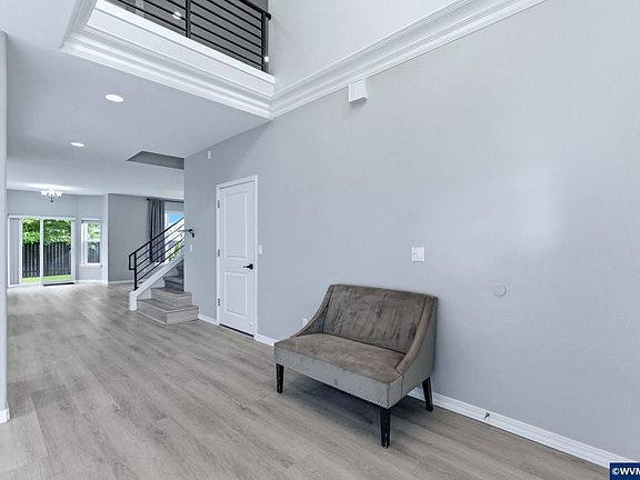 4th image of 359 Eagle Feather St NW