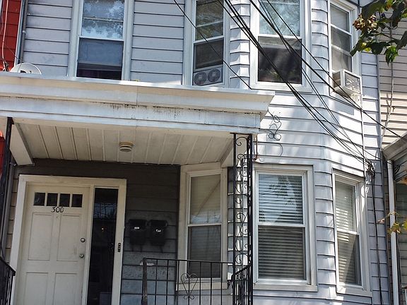 3rd image of 300 Ege Ave #A