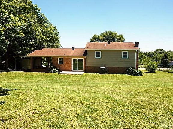 2nd image of 1961 Hunsucker Dr