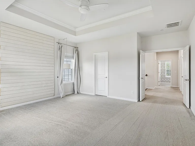 2030 Oglethorpe Dr — Photo 40