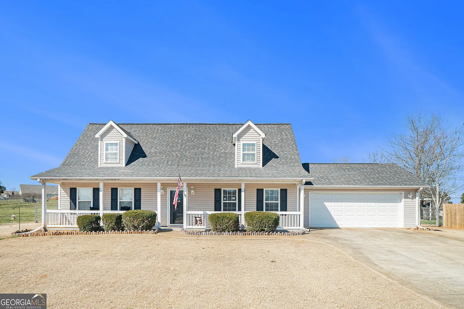 910 Justin Dr photo 1