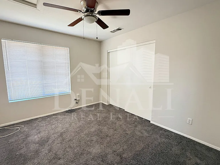 1274 W Sparrow Ct — Photo 20