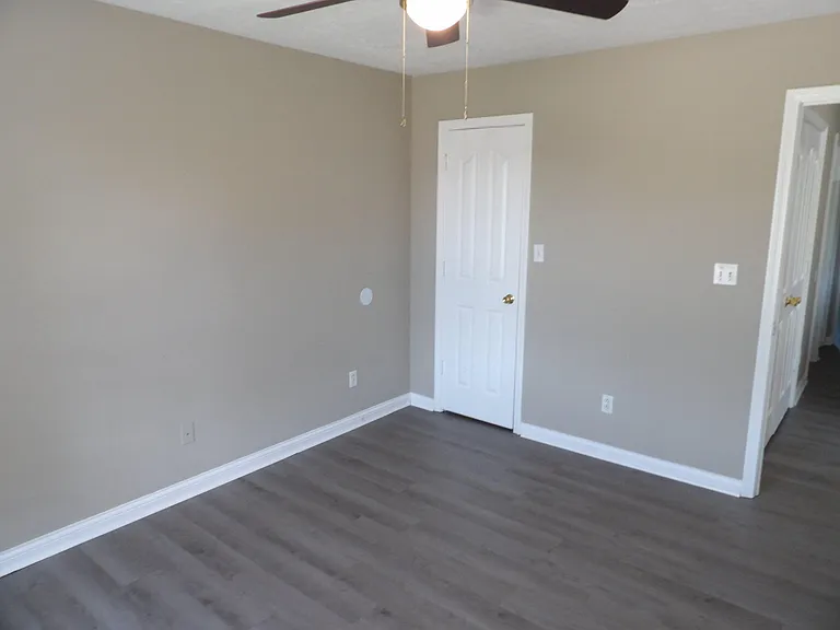 312 Bypass Plaza Dr — Photo 43