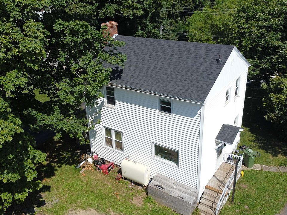 1st image of 30 Munroe Ave