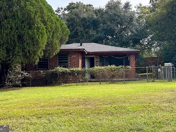 534 Robert Henry St, Macon, GA 31206
