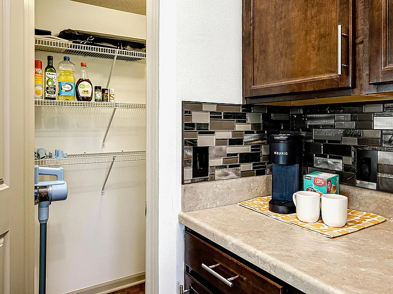 14213 Wood Valley Dr — Photo 16