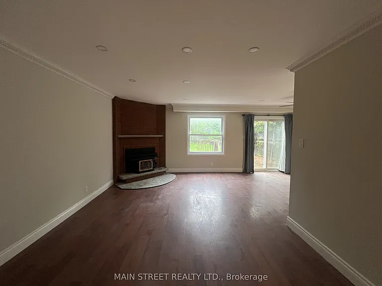 14 Ailsa Dr — Photo 6