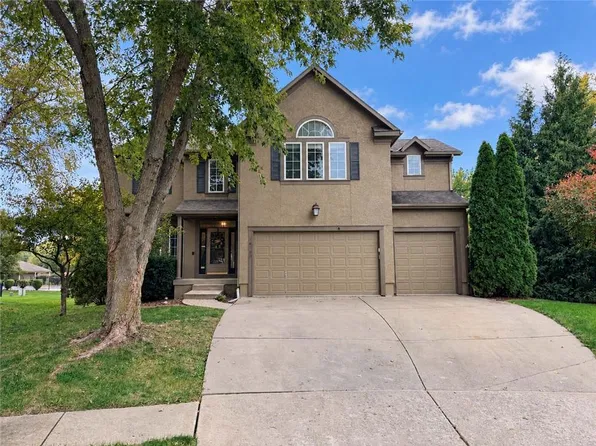 14245 W 138th Ct, Olathe, KS 66062