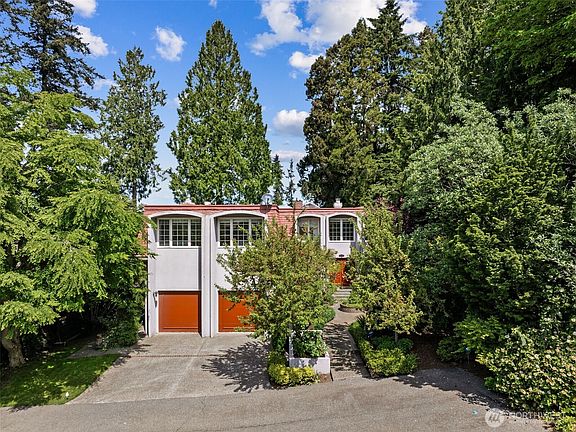 2nd image of 16530 76th Avenue W