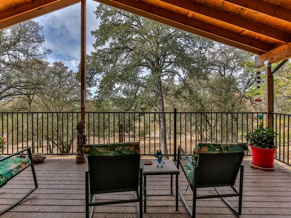 22422 E Hacienda Dr, Grass Valley, CA 95949