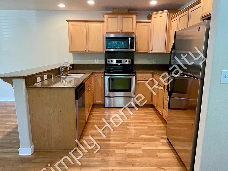 4526 5th Ave NW — Photo 4