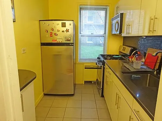 Sold by Realty 2000 Corp | media 10