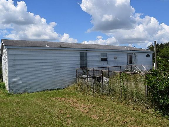 5th image of 308 Cesara Dr