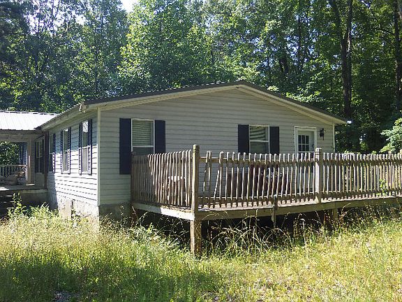 2nd image of 93 Hilltop Cir