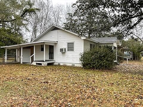 4th image of 1601 Bolton Ave
