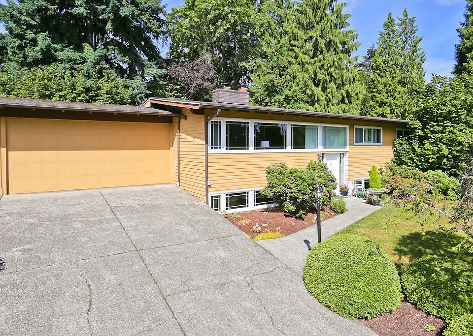 1st image of 4939 127th Pl SE
